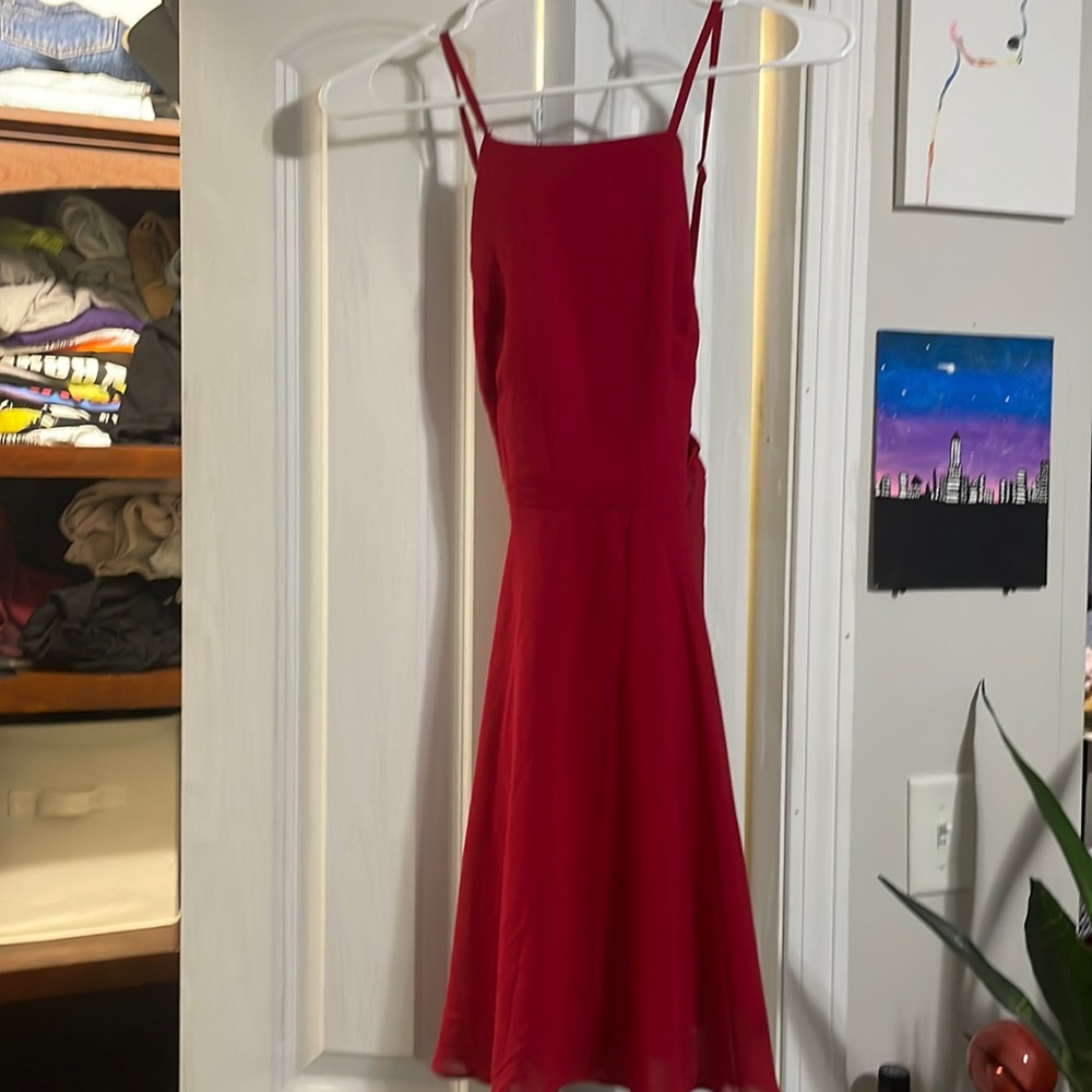 red lulus dress